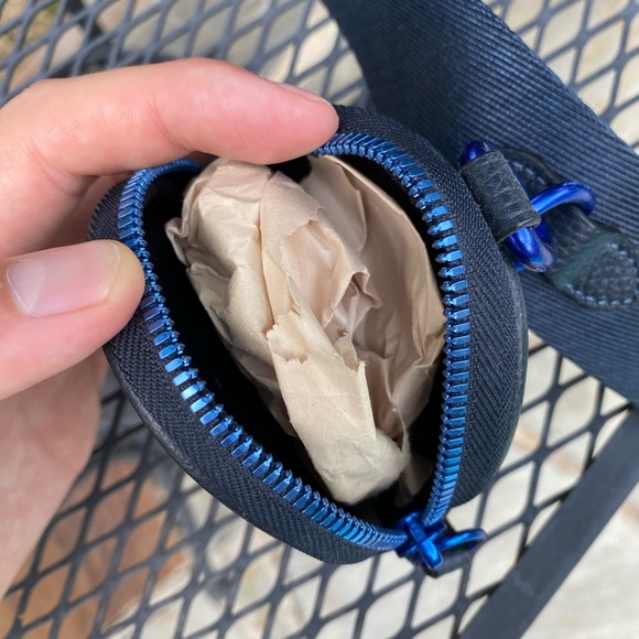 GUC Coach Charter Crossbody Bag (Navy/Metallic Hardware) - Picture 3 of 8